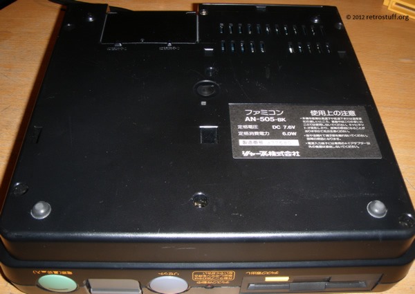 Turbo Twin Famicom AN-505-BK - bottom