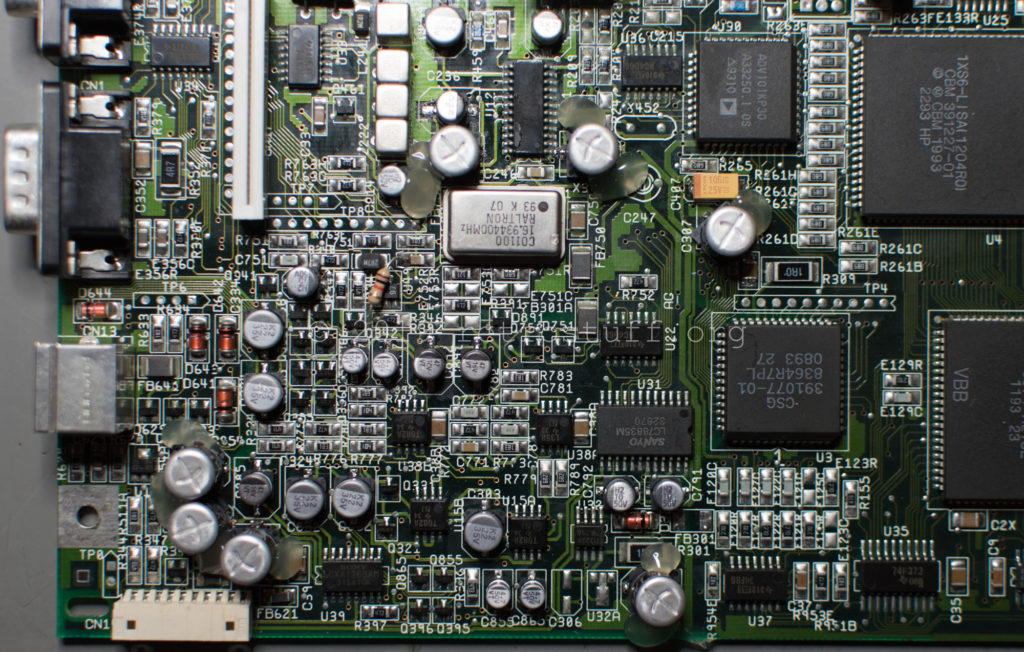 Amiga CD³² PCB (new capacitors)