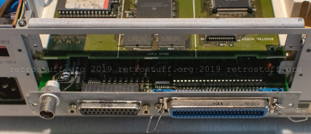 Philips CDI605T extension cards 22ER9132 (Ethernet, SCSI, 4 MB RAM) and 22ER9424 (DVC R2.1, 1 MB RAM)