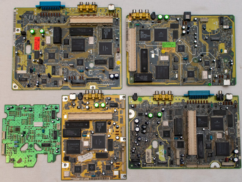 Philips CD-i Mono III/IV mainboard family (Mono III, Roboco, FW380 + Servo, Mono IV)