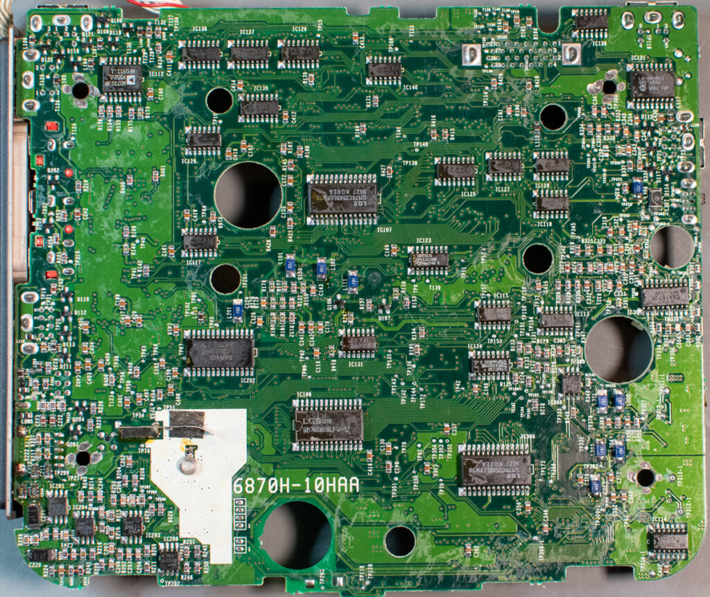 6870H-10HAA (main PCB, back)